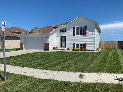 1070 39th St S, Moorhead, MN, 56560