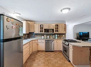 60 Avery St, Ipswich, MA 01938