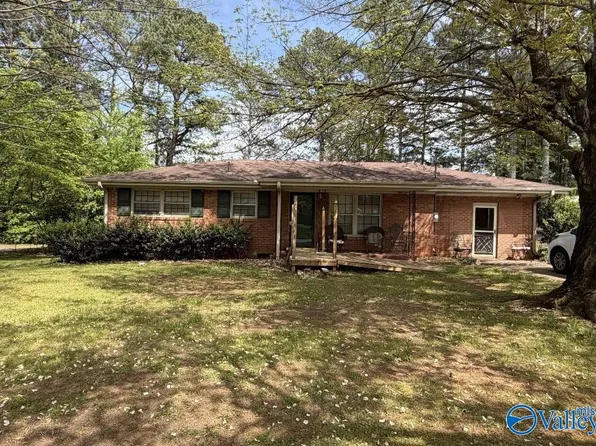 3204 Hollins St NW, Huntsville, AL 35810