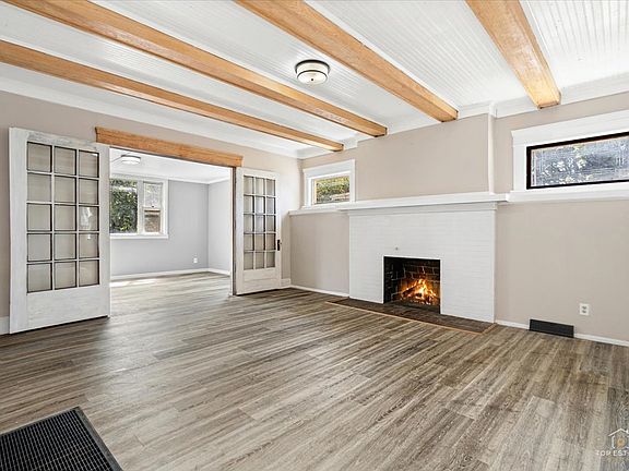 4th image of 120 Smith Ave