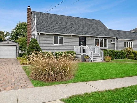 3rd image of 155 N Richmond Ave