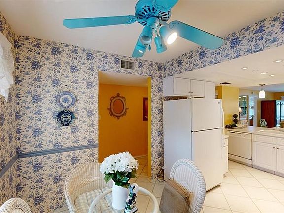 3rd image of 13255 White Marsh LN #201