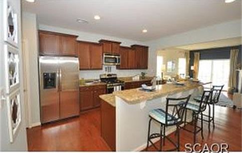 4th image of 30000 Plantation Lakes Blvd E