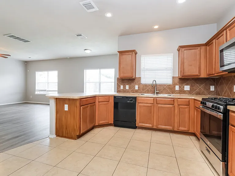 12719 Gable Wind Mill Ln — Photo 8