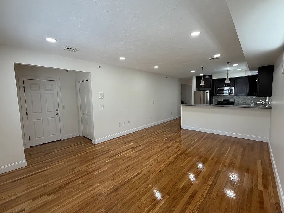4-6 Sunnyside St #2