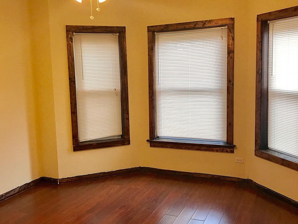 1st image of 6243 S Artesian Ave #2F