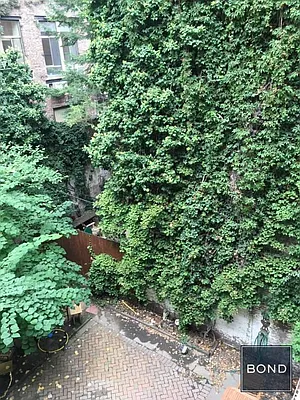 Rented by Bond New York | media 32