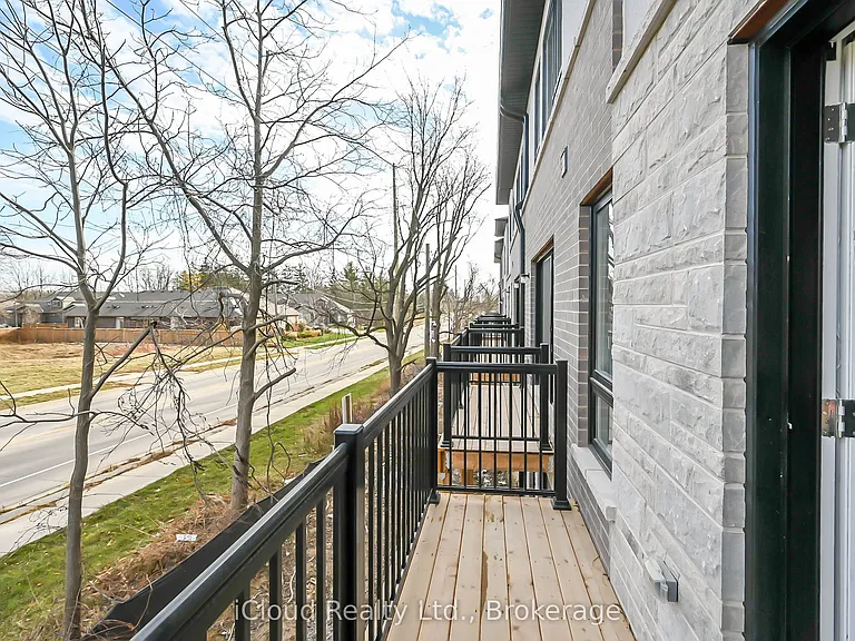 720 Grey St #58 — Photo 15