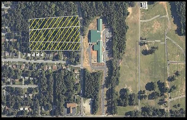 Aerial View: 7  Acres!