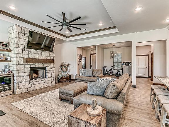 5th image of 971 County Street 2983