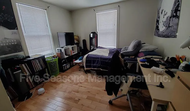 18-20 Hayward St #1 — Photo 9
