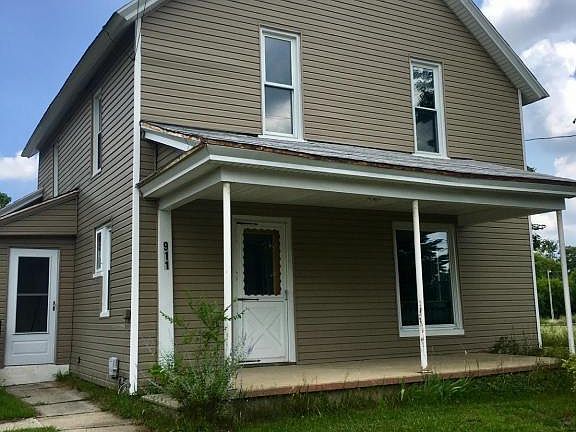 2nd image of 911 Corunna Ave