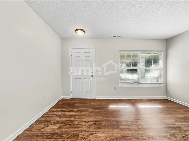 441 Tribune Dr — Photo 7