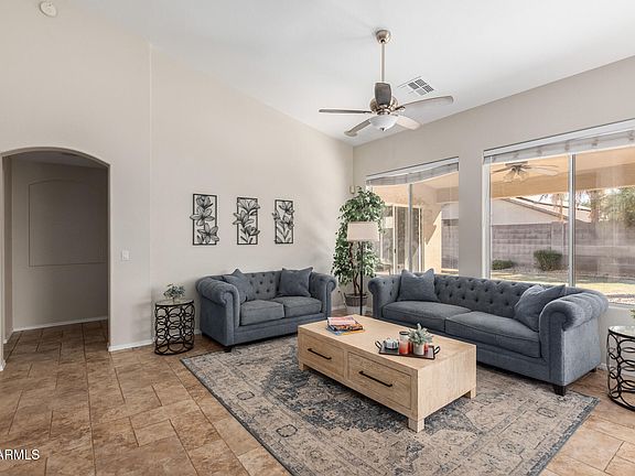 3rd image of 3821 E REMINGTON Drive