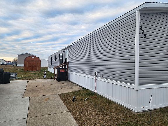 2nd image of 835 Millwood Trl