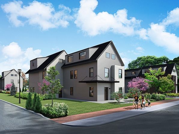 4B Lincoln St #4B