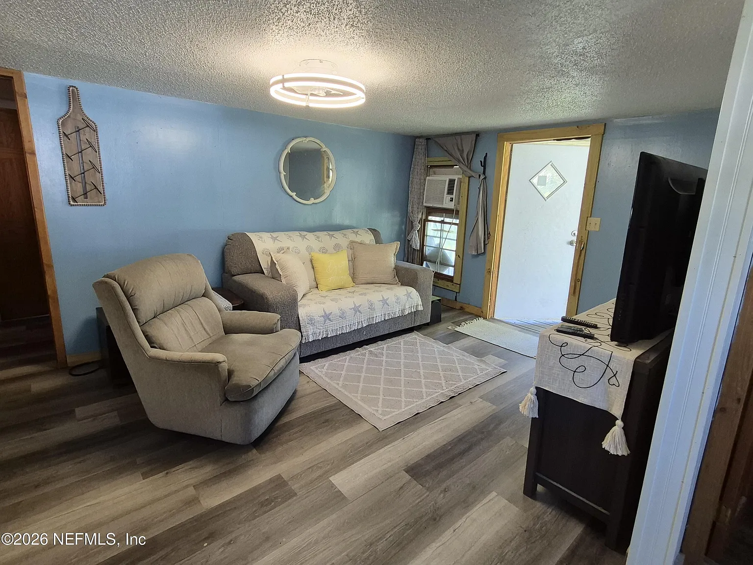 1 bed, 1.0 bath, 448 sqft, $950 — Photo 2