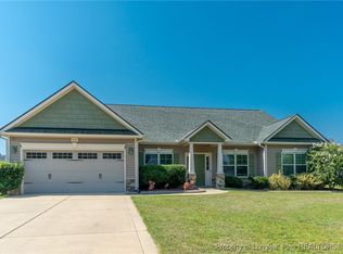 824 Pecan Grove Loop, Hope Mills, NC 28348
