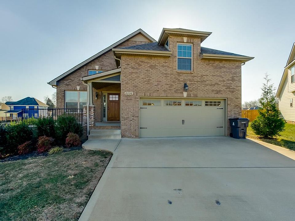 1st image of 2236 Fairfax Dr