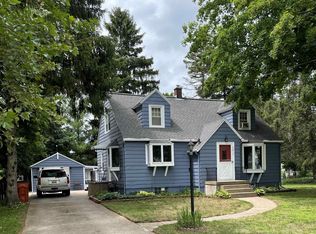 3817 Miramar Ave NE, Grand Rapids, MI 49525