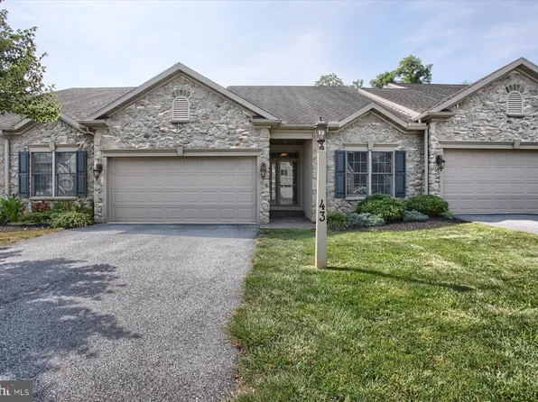 43 Midway Farms Ln, Lancaster, PA 17602