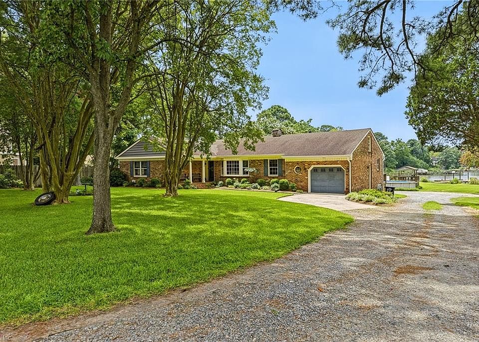 1st image of 18 Cypress Rd