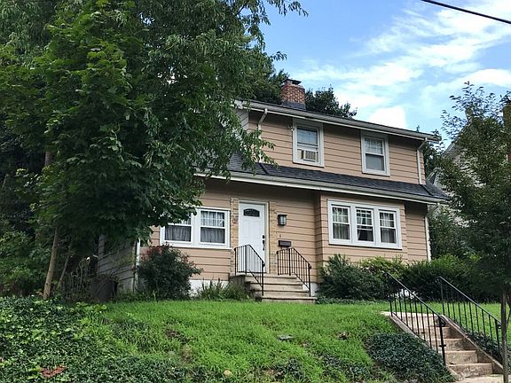 2nd image of 127 Highwood Ave