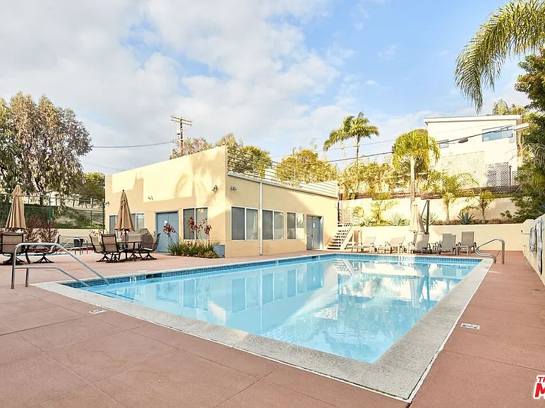 3460 S Centinela Ave — Photo 26