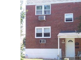 9443 Kirkwood Rd, Philadelphia, PA 19114