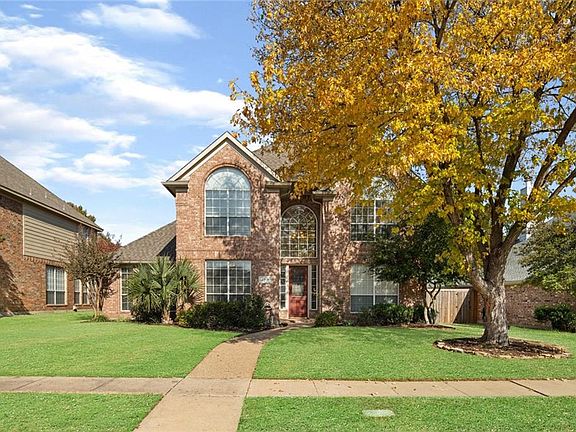 2nd image of 2913 Ramblewood Way