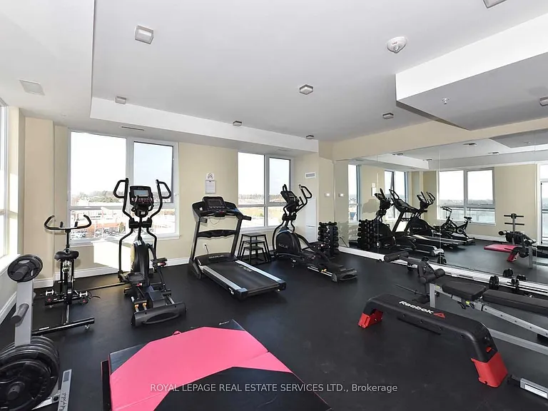 11611 Yonge St #306 — Photo 32