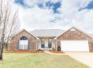 360 Kings Ridge Cir, Brandon, MS 39047