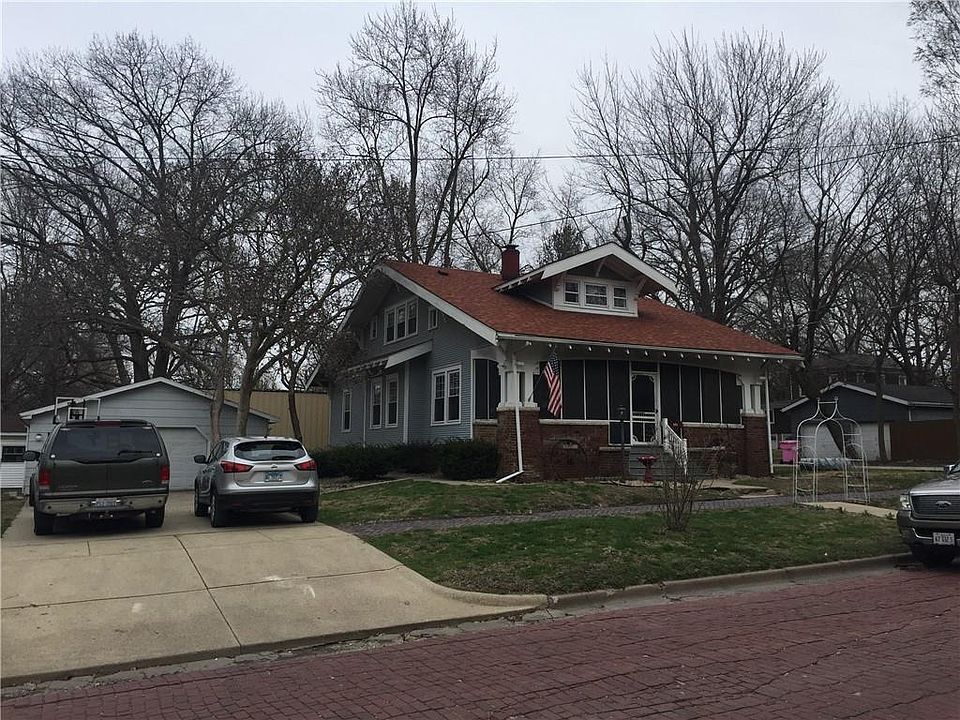 2nd image of 506 E 4th St