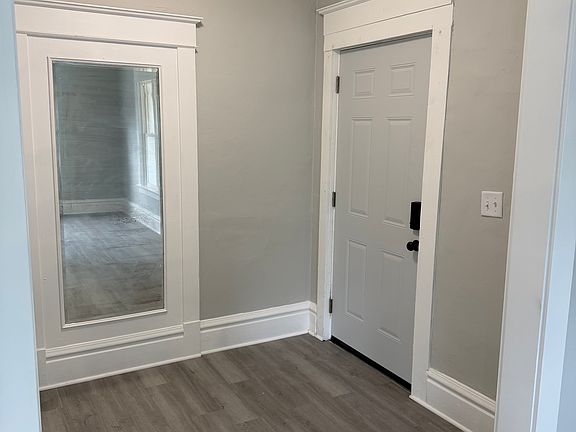 4th image of 602 Woodlawn Ave #602