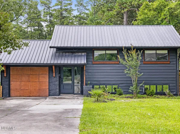 627 Jennings Drive, Wilmington, NC 28403