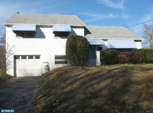 33 Russell Rd, New Castle, DE 19720