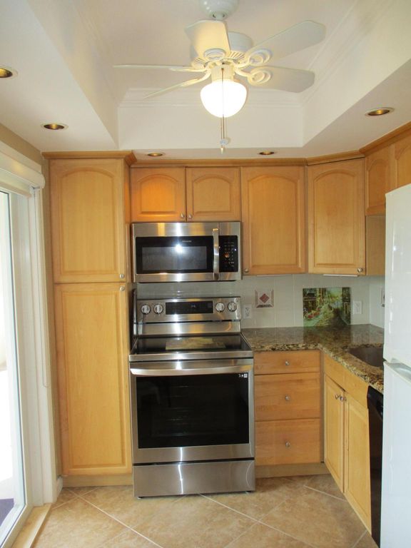 3300 N Palm Aire Drive #306, photo 8