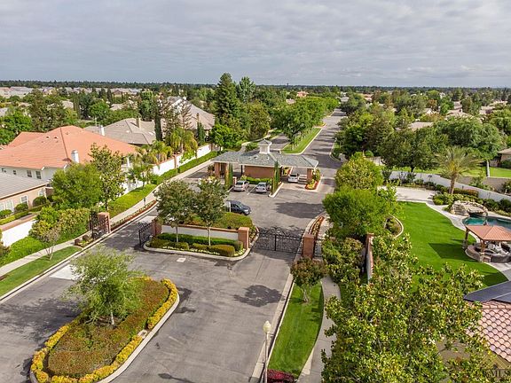 5th image of 11803 Covent Gardens Dr