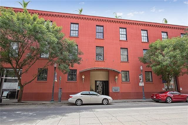 1st image of 330 Julia St APT 213