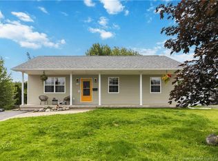 18 Watling Cres, Oromocto, NB E2V4M7