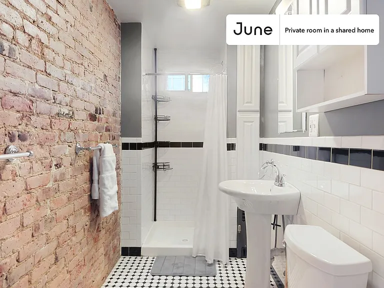 16 Royce Rd #E — Photo 15