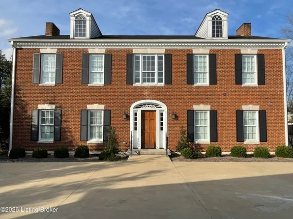 216 W Brashear Ave, Bardstown, KY 40004