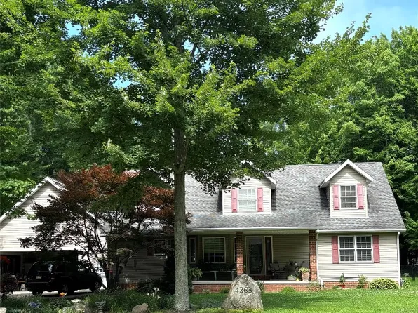4263 Pin Oak Dr, Girard, PA 16417