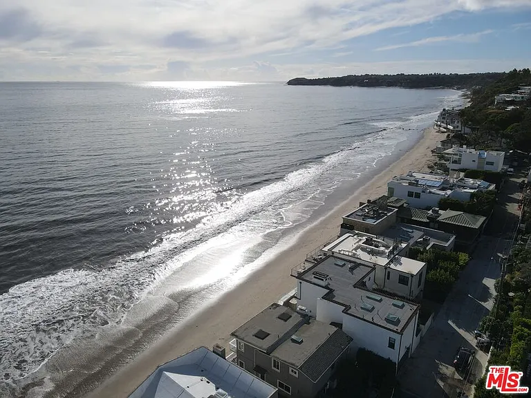 27212 Escondido Beach Rd — Photo 29