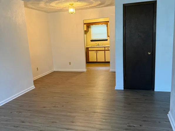 3001 Llewellyn Ave APT 2, Norfolk, VA 23504