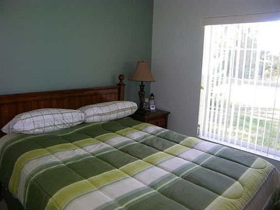4th image of 4088 Fernway Dr