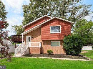 304 Montfield Ln, Glen Burnie, MD