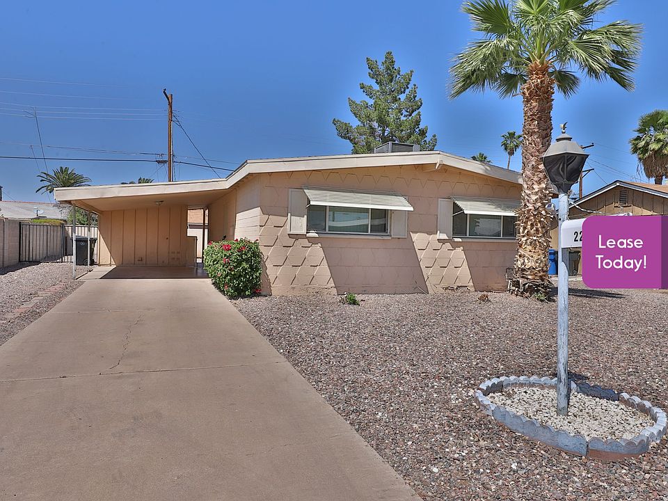 1st image of 2210 E Balsam Cir