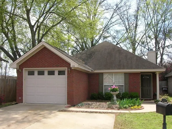 108 Penton Ct, Millbrook, AL 36054