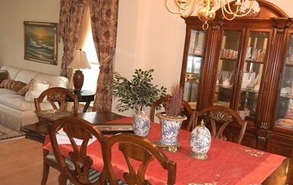2nd image of 11044 Nassau Cir NE